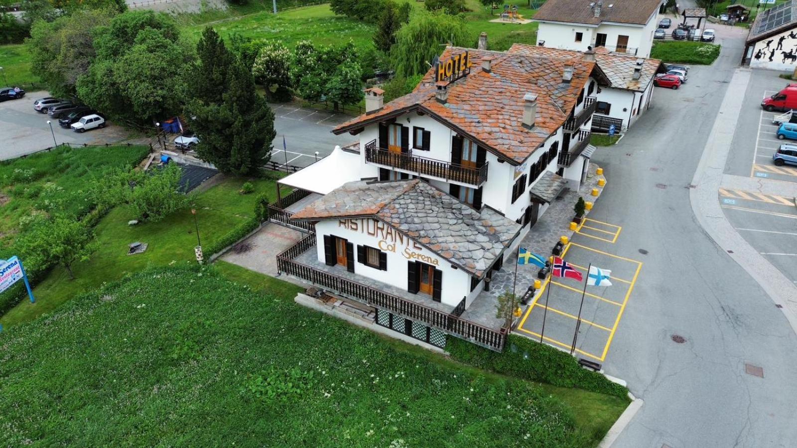Hotel Col Serena Етрубль Екстер'єр фото